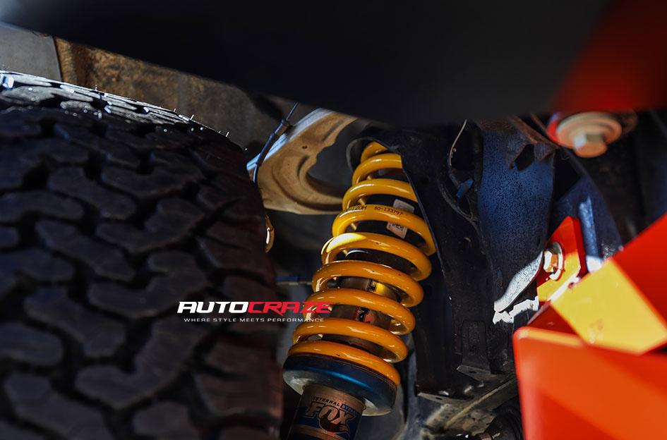 FORD RANGER RAPTOR PODIUM BRONZE BLACK LIP